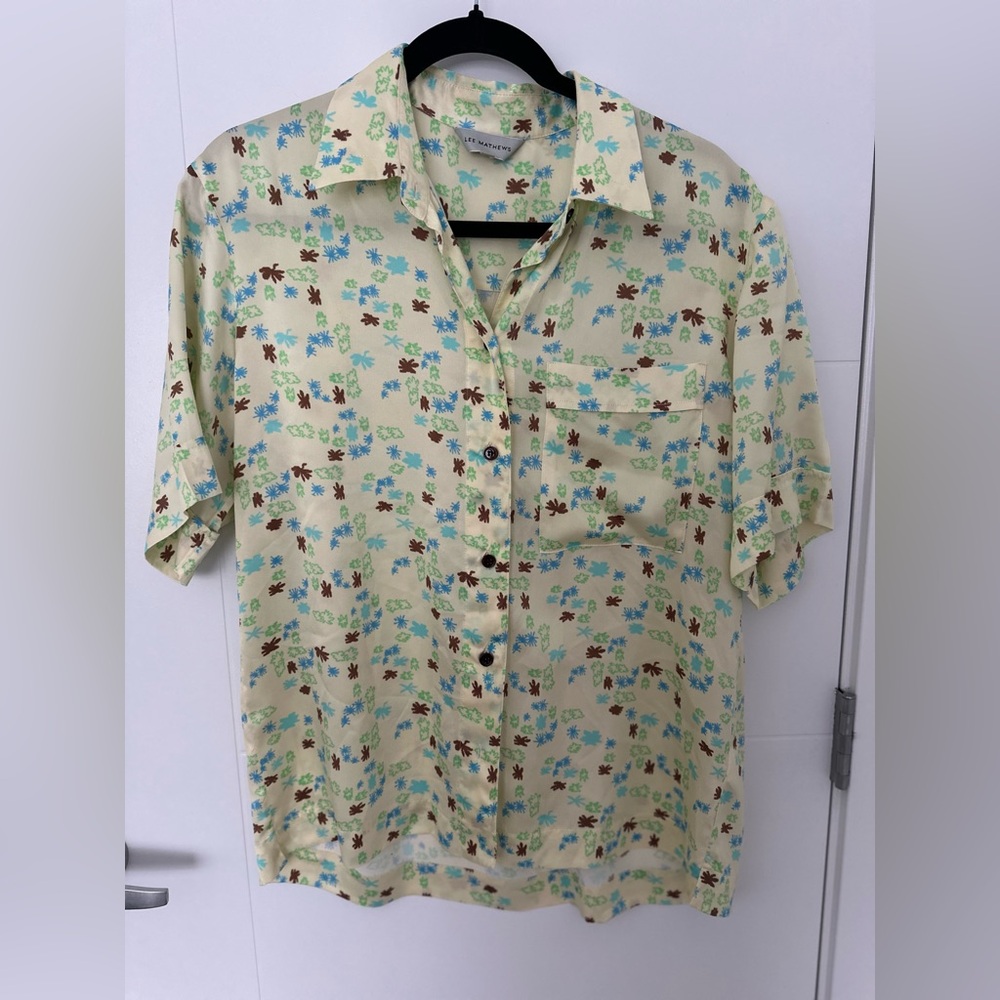 Lee Mathews 100% Silk Oversized Button-Up Shirt Floral Print Size 2